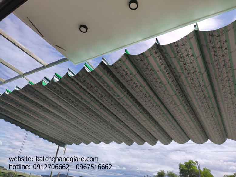 bạt xếp lớp lượn sóng che nắng mưa tại Huyên Sóc Sơn Hà Nội