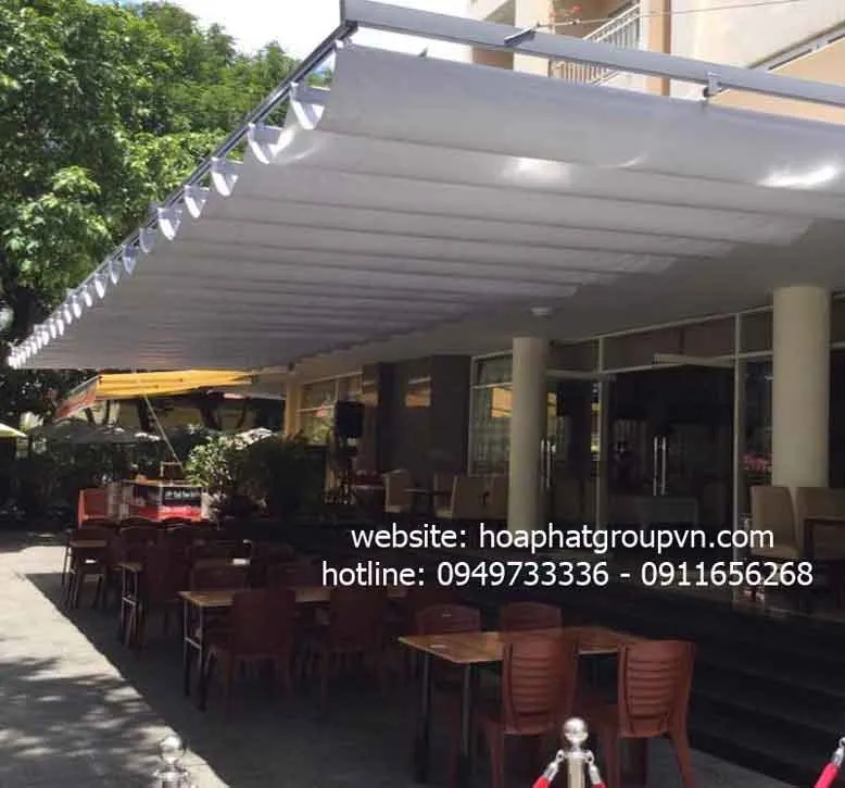 H&igrave;nh ảnh bạt m&aacute;i xếp lượn s&oacute;ng che nắng mưa.